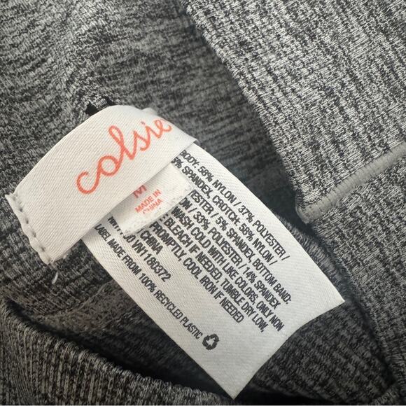 Colsie Gray Ribbed Biker Shorts, Crossover Waist, Medium - Picture 2 of 5